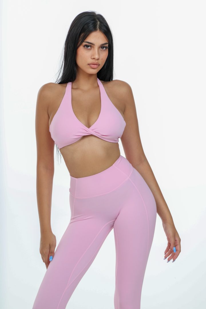 Facetune_19-09-2026-16-14-50