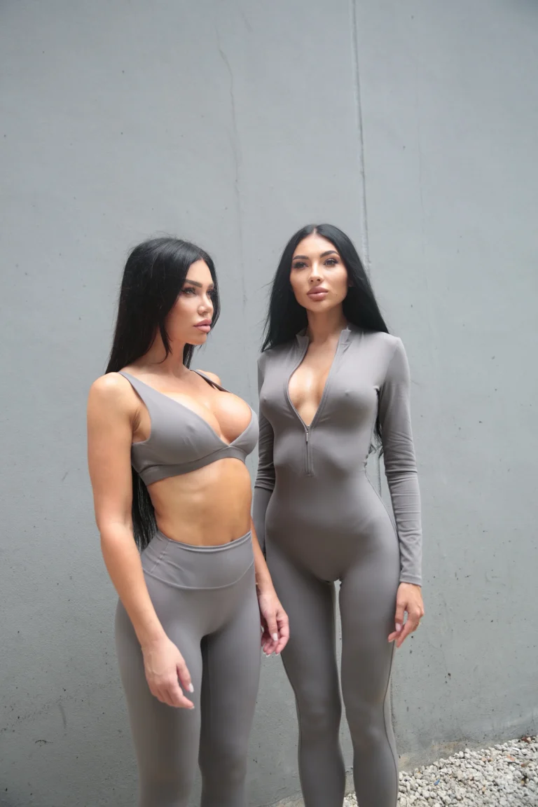 Facetune_28-10-2025-22-38-50
